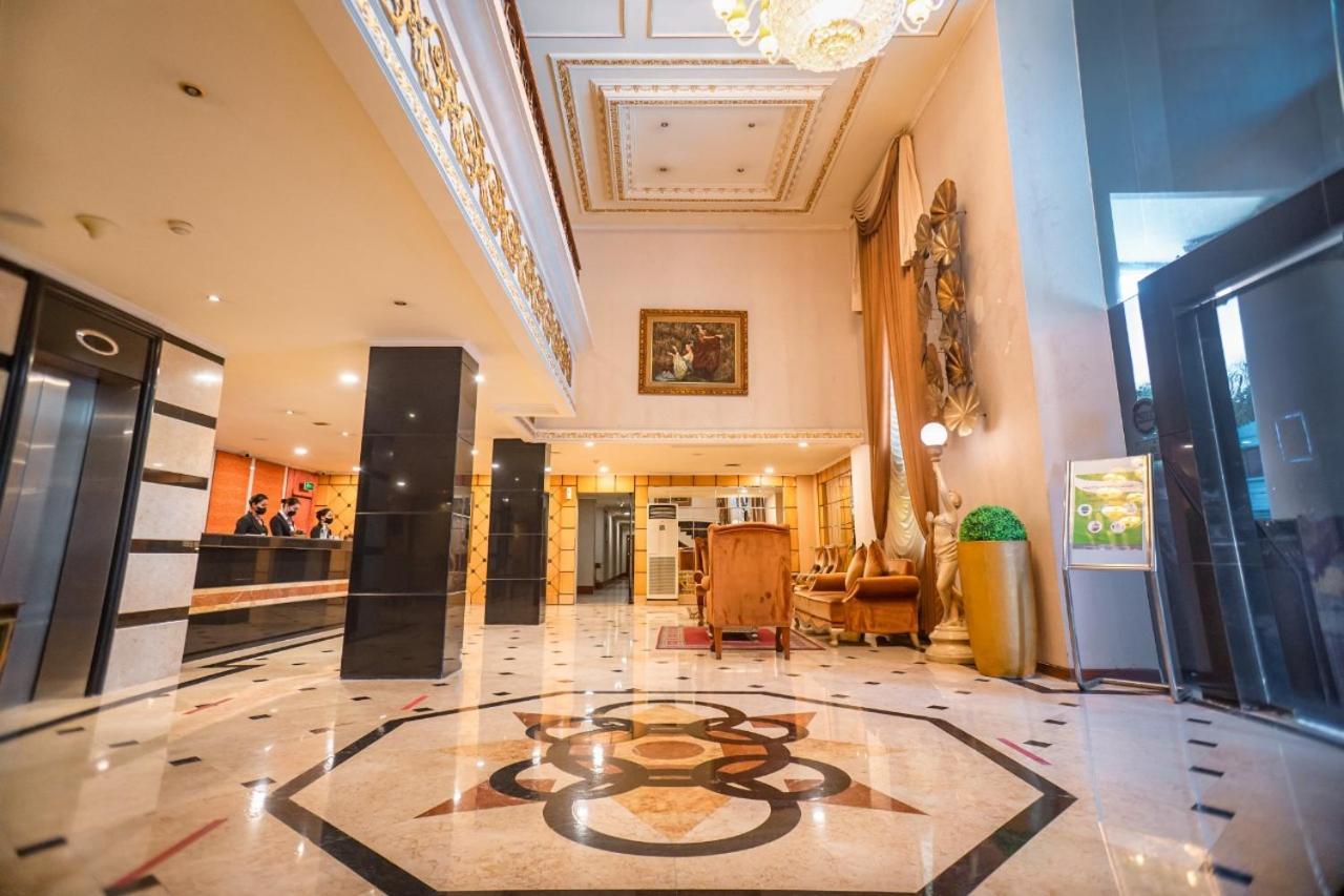 Olympic Hotel Jakarta Exterior photo