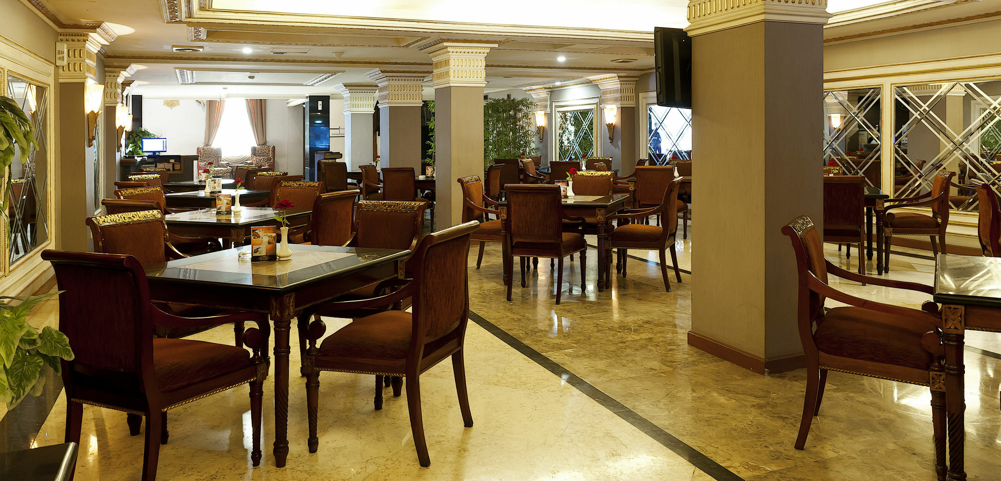 Olympic Hotel Jakarta Exterior photo